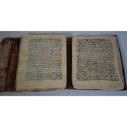 Manuscrit en Arabe, sur un papier filigrané...