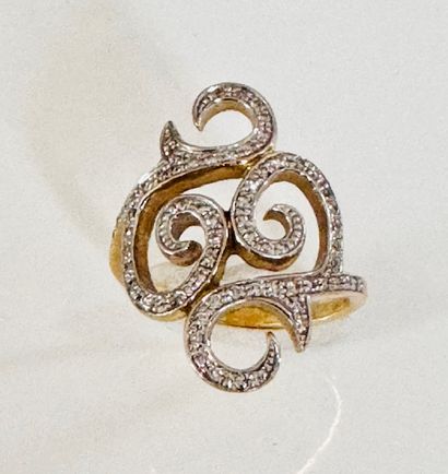 Marquise ring in yellow gold 750°/°° with...