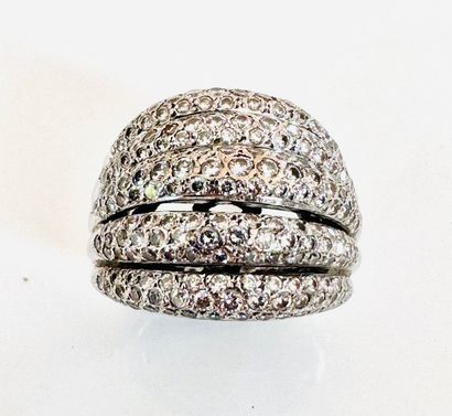 BAGUE 5 joncs en or blanc 750°/°° pavés de...