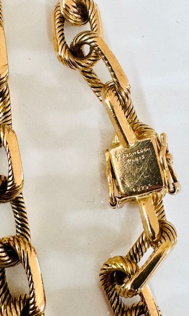 BOUCHERON. GOURMETTE in 750°/°° gold with...