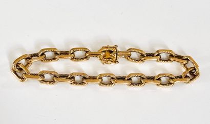 BOUCHERON. GOURMETTE in 750°/°° gold with...