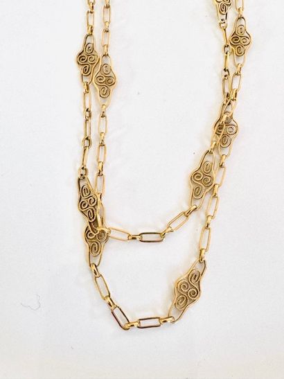 1900. WATCH CHAIN in gold 750°/°° filigree...