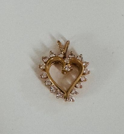 Heart-shaped pendant in 585°/°° yellow gold...