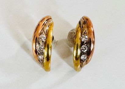 PAIR OF EARRINGS 3 gold 750°/°° set with...