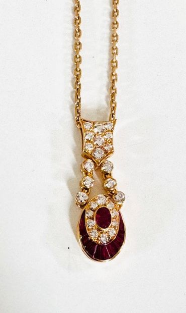 Yellow gold 750°/°° PENDANT decorated with...