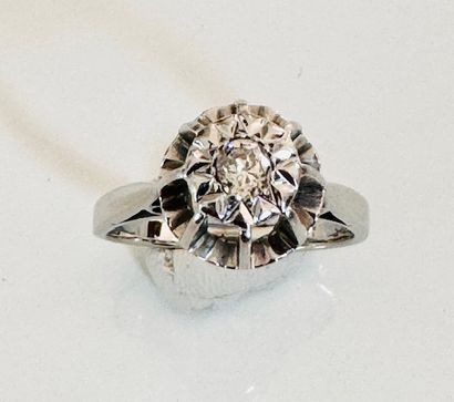 BAGUE solitaire en or blanc 750°/°° et platine...