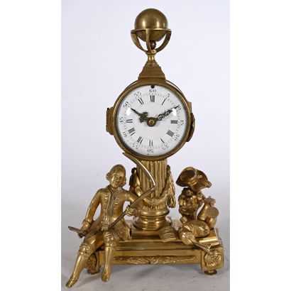 PENDULE LOUIS XVI joli modèle au jardinier...