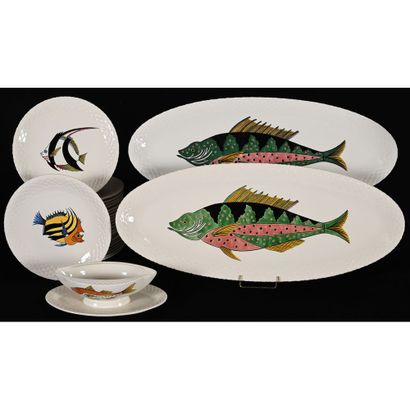 GIEN. SERVICE DE TABLE A POISSON modèle «Baie...