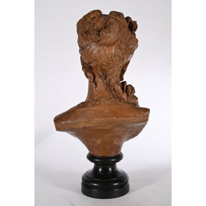 CARRIER A. «Buste de jeune femme». Terre...