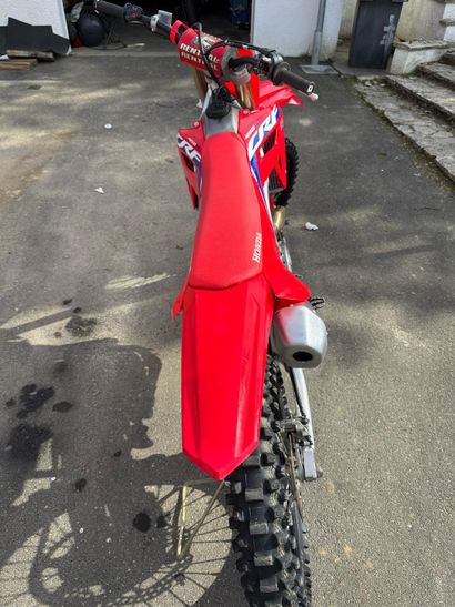 Moto Honda 450 crf modèle 2022. (Ce lot sera...