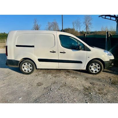 Peugeot partner 1,6 litres hdi 90 cv année...