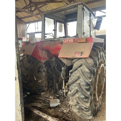 Tracteur Steyr 8120 environ 5400 heures au...