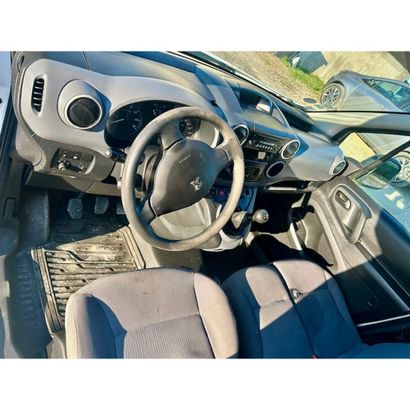 Peugeot partner 1,6 litres hdi 90 cv année...