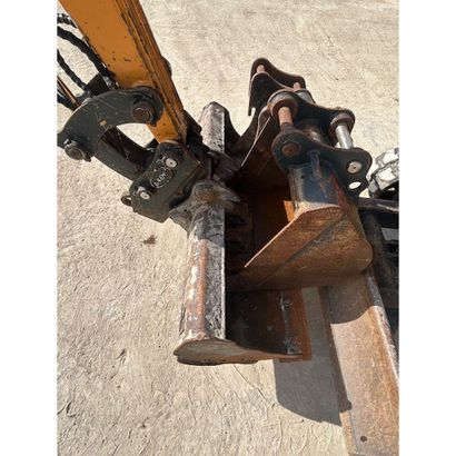 Mini pelle Hyundai r25z-9a année 2017 environ...