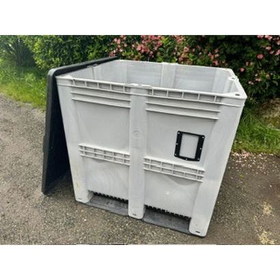 Palox en plastique N*1 avec couvercle dimensions...