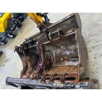 Pelle jcb 85z-1 eco année 2019 environ 5215...