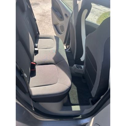 Renault Zoé r240 22kwh 88 cv boîte automatique...