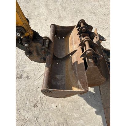 Mini pelle Hyundai r17z-9a année 2019 environ...