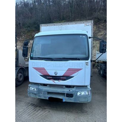 Renault Midlum année 2005 environ 490000...