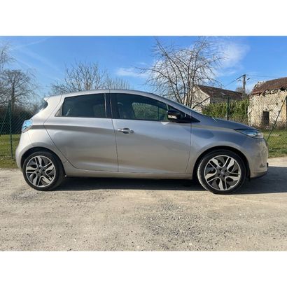 Renault Zoé r240 22kwh 88 cv boîte automatique...
