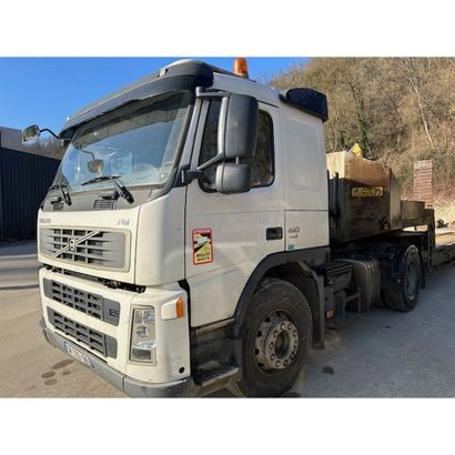 Ensemble tracteur Volvo fm 440 euro 4 avec...