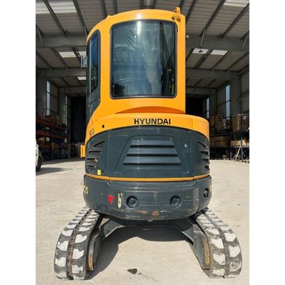 Mini pelle Hyundai r25z-9a année 2019 environ...