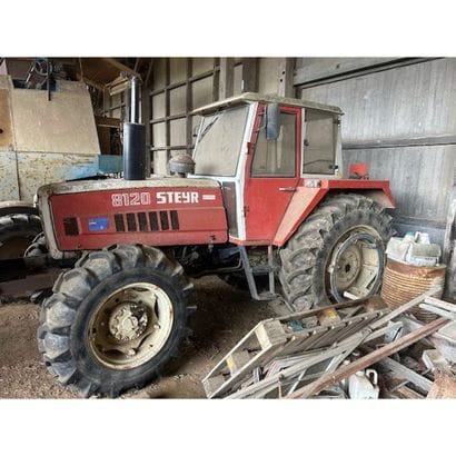 Tracteur Steyr 8120 environ 5400 heures au...