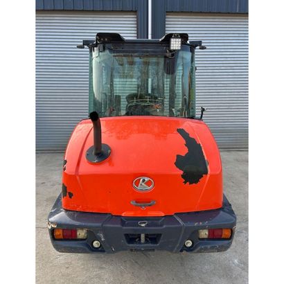 Chargeuse sur Kubota r065 hw équipé fourche...