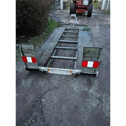 Plateau porte voiture Berce Ampirole galvanisée...