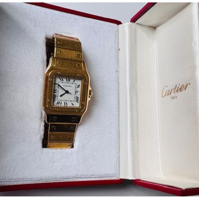 CARTIER. Watch in yellow gold 750°/°° Santos...