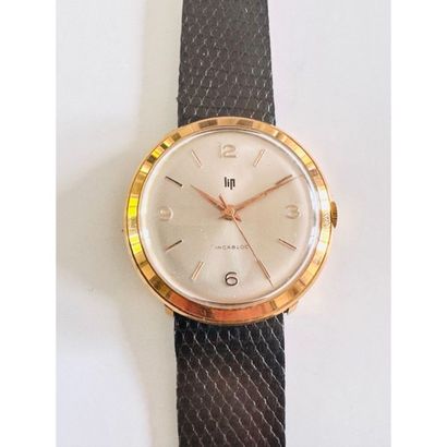 LIP incabloc. Vintage watch in yellow gold...