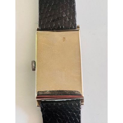 NO MARK. Rectangular watch in 750°/°° white...