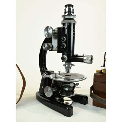 LOT including 1 ANEMOMETER Brand: JAMES LUCKING...