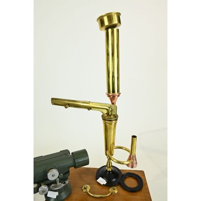 LOT including 1 WATTS TOPOGRAPHIC LEVEL in...