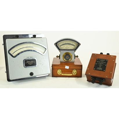 LOT including 1 APPAREIL A INDUCTION N° L...