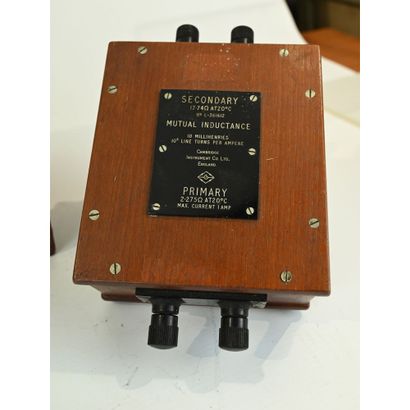 LOT including 1 APPAREIL A INDUCTION N° L...