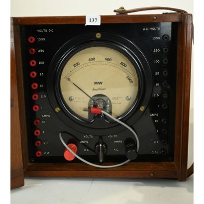 LOT including 1 WHEATSTONE BRIDGE from Marque:...