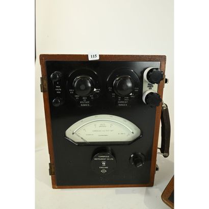 LOT including 1 WATTMETER/AMPEREMETER/VOLTMETER...