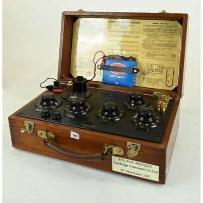 DECADE BRIDGE by CAMBRIDGE Instrument Co...