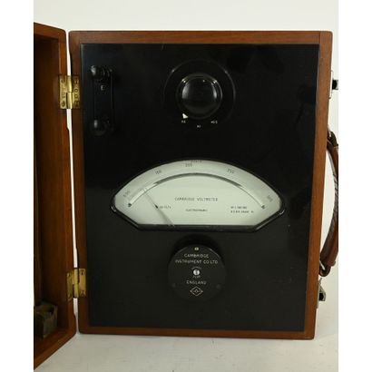 LOT including 1 EXTENSIOMETER Brand HOUNSFIELD,...