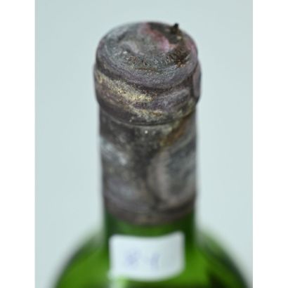 3 Btles Château MARGAUX, 1975. (Une vidange...