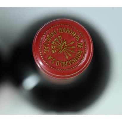 3 Btles Château MOUTON ROTHSCHILD, 1988....