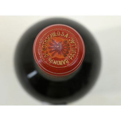 1 Btle Château MOUTON ROTHSCHILD, 1985. (Belle...