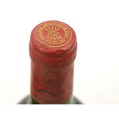 2 Btles Château MOUTON ROTHSCHILD, 1981....
