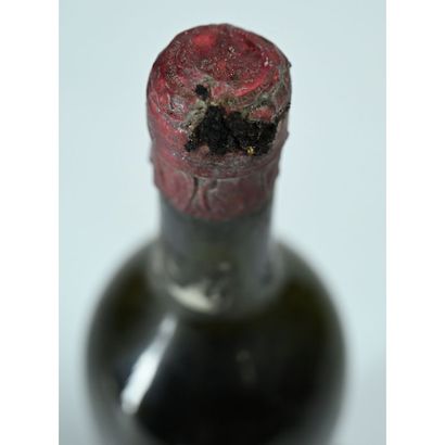 1 Exceptionnelle Btle Château LATOUR, 1893....