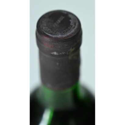 3 Btles Château MARGAUX, 1976. (Niveaux ...