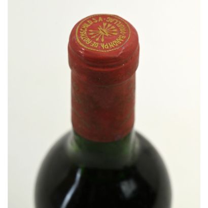 1 Btle Château MOUTON ROTHSCHILD, 1985. (Belle...