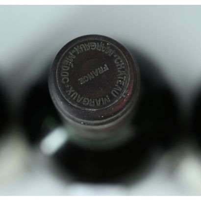 3 Btles Château MARGAUX, 1976. (Niveaux ...