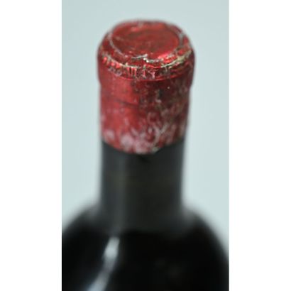 1 Btle Château LEOVILLE POYFERRE, 1945. (Etiquette...