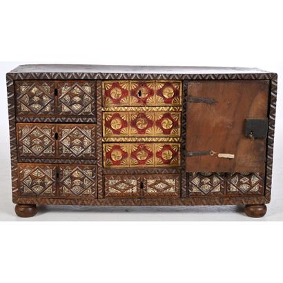 BARGUENO CABINET in walnut and bone marquetry...